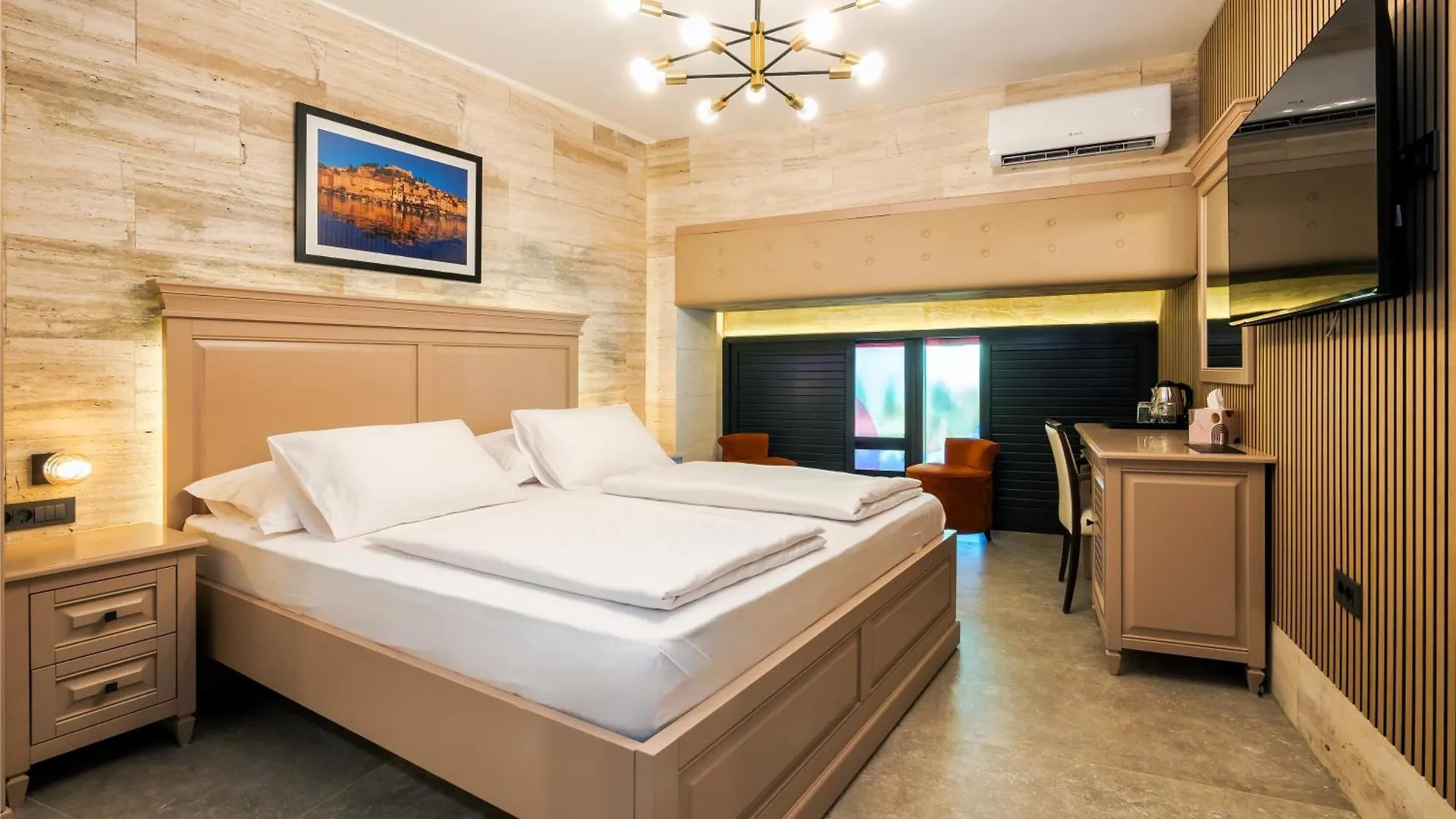 Central Pazar Rooms 스플리트 0*,